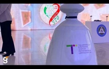 Команда Gefest Capital предоставила в аренду рекламного робота для 19-е заседания Совета Заинского